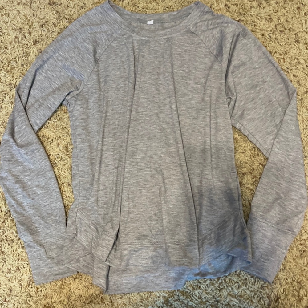 Grey long sleeve shirt